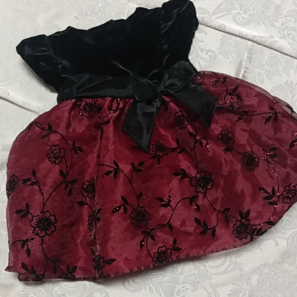 Gorgeous Burgundy & Black Floral Design Dress Sz 12m